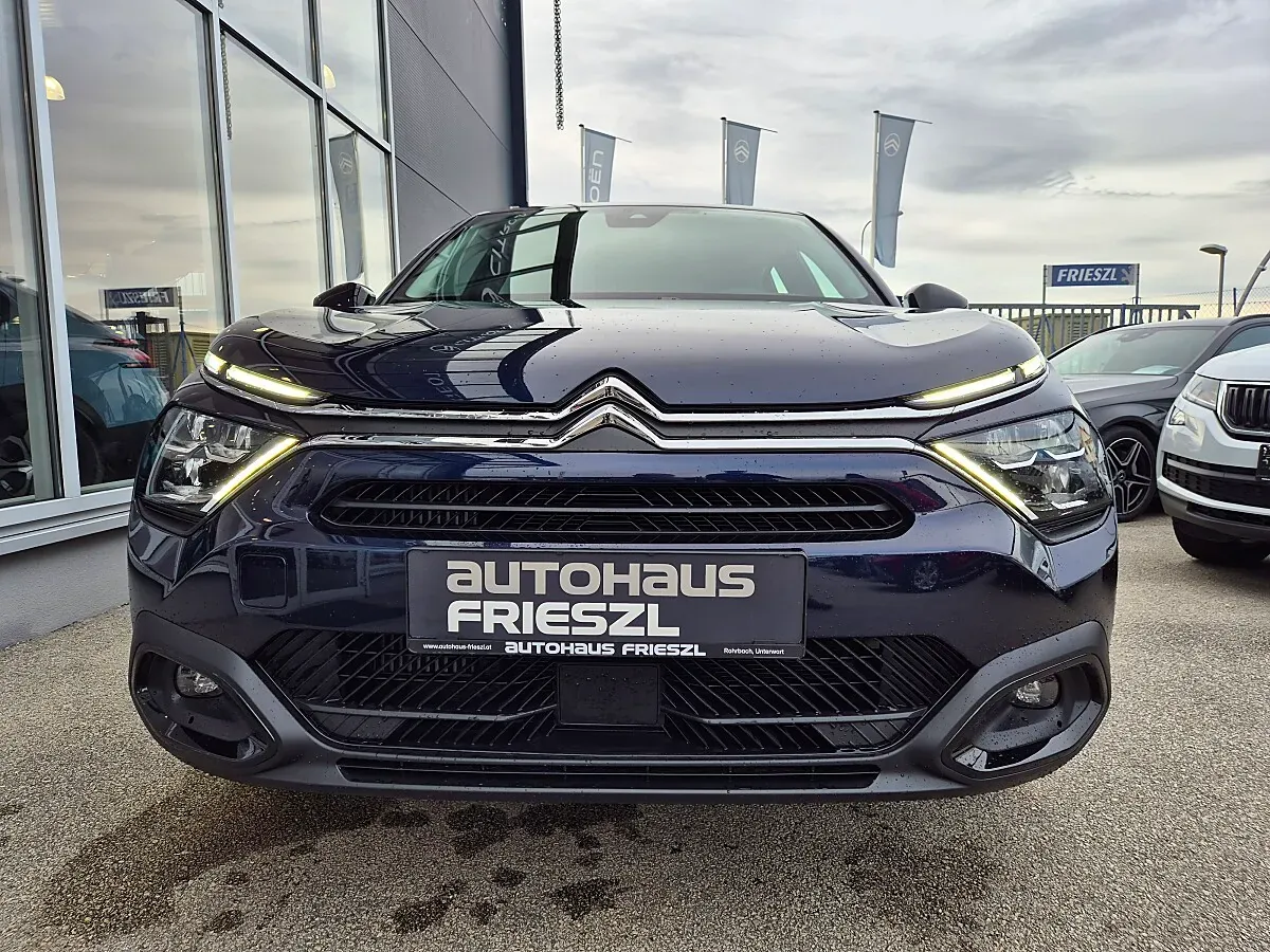 Citroen C4 2024 photo 2