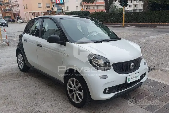 Smart Forfour 2019 photo 3