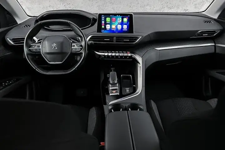 Peugeot 5008 2021 photo 2