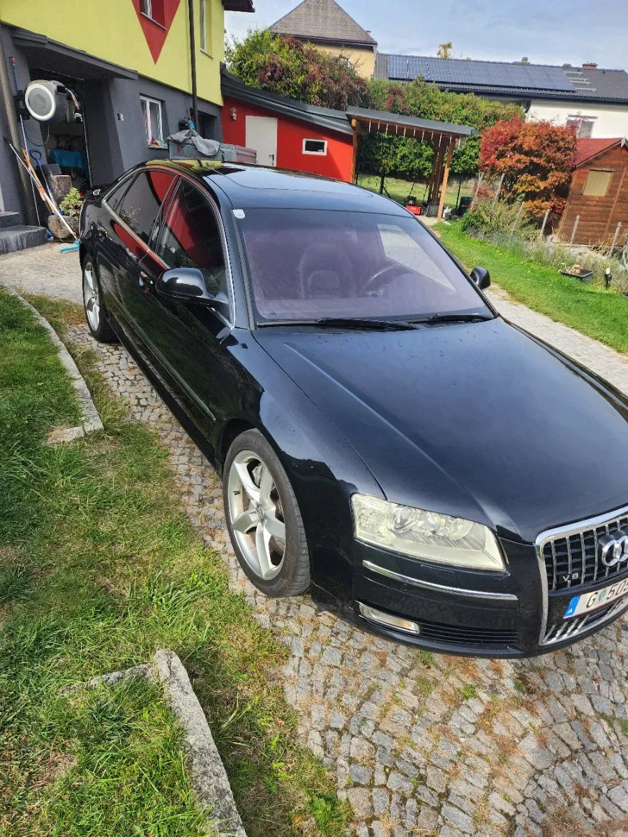 Audi A8 2008 photo 3
