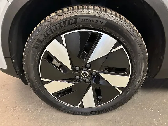 Volvo C40 2024 photo 5
