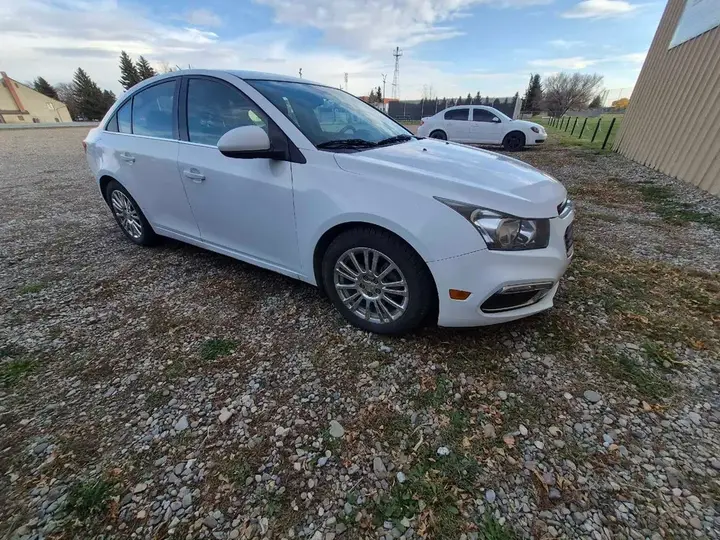 Chevrolet Cruze 2015 photo 2