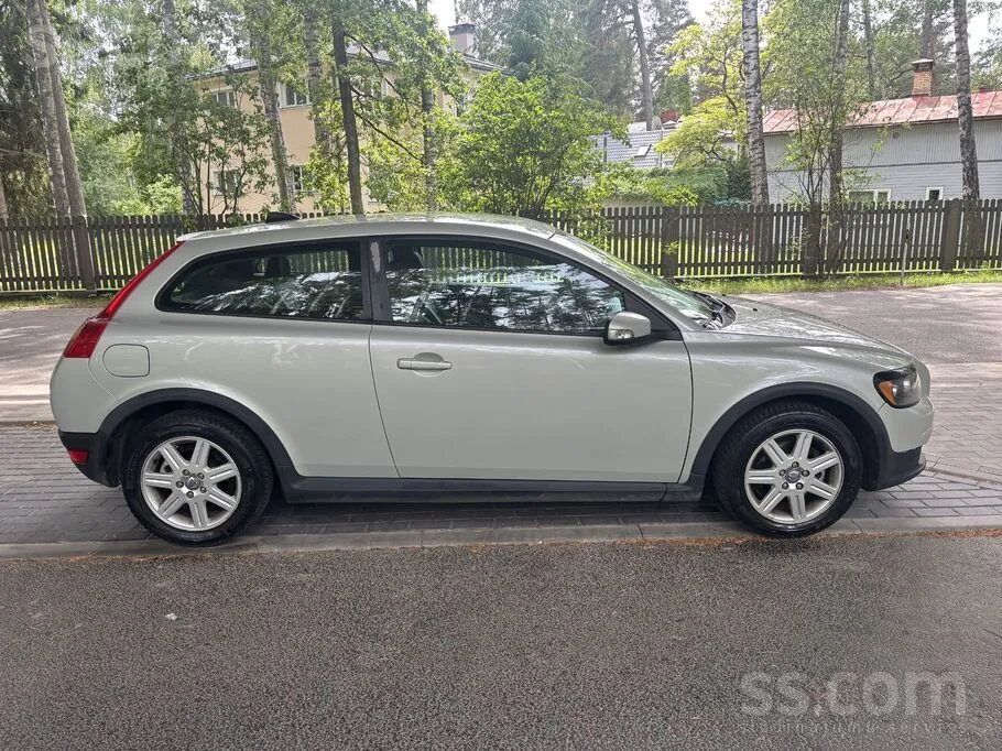 Volvo C30 2007 photo 2