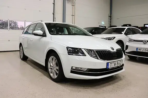 Skoda Octavia 2018 photo 2