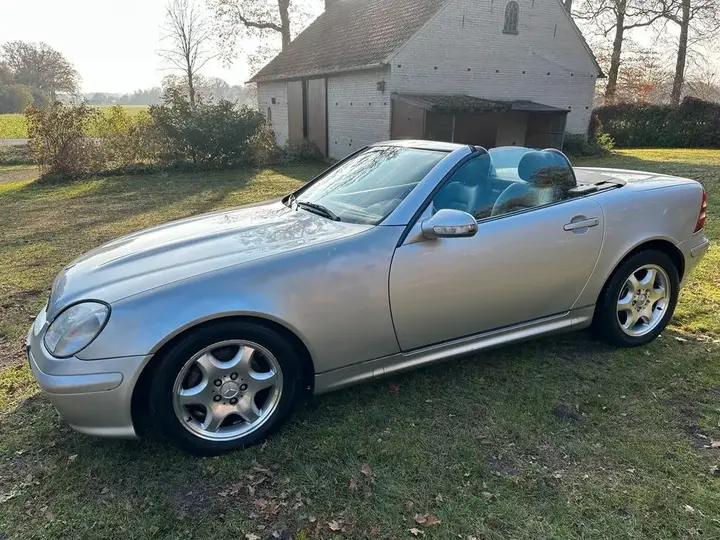 Mercedes-Benz Slk 230