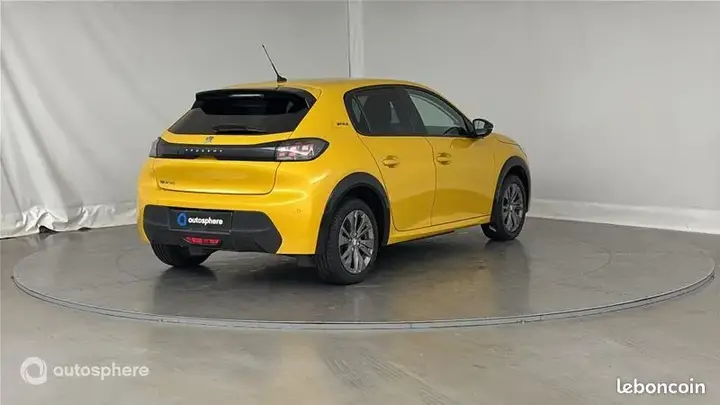 Peugeot 208 2023 photo 5