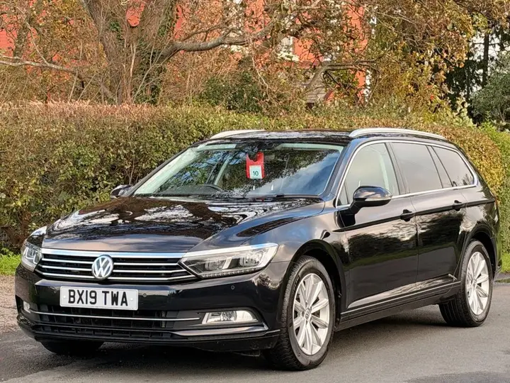 Volkswagen Passat 2019 photo 2