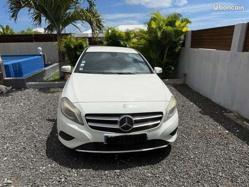 Mercedes-Benz B-Class 2013 photo 5