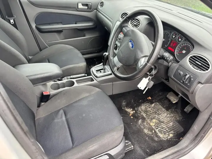 Ford Focus 2007 photo 2