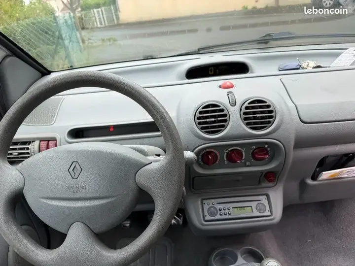 Renault Twingo 2004 photo 2