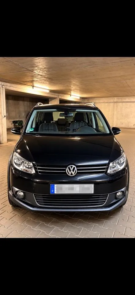 Volkswagen Cross Touran