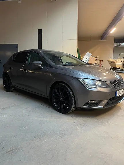 Seat Leon 2015 photo 2
