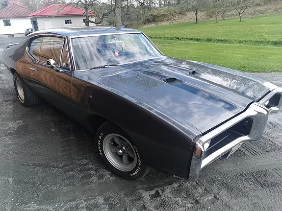 Pontiac Andre 1968 photo 2