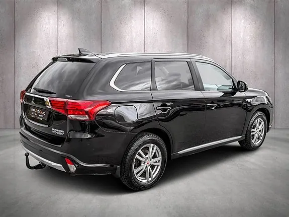 Mitsubishi Outlander 2016 photo 4