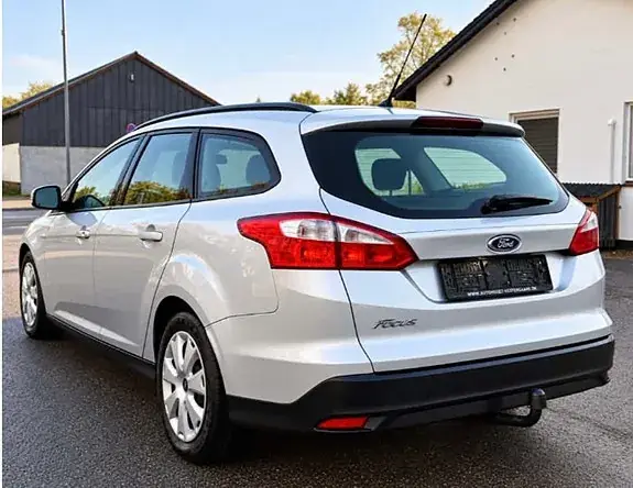 Ford Focus 2013 photo 3