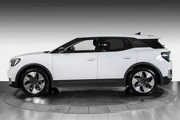 Ford Explorer 2025 photo 4