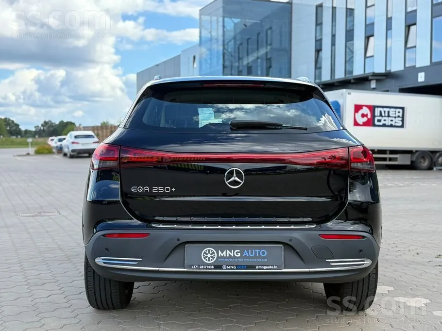 Mercedes-Benz Eqo 250+ Progressive 2022 photo 4