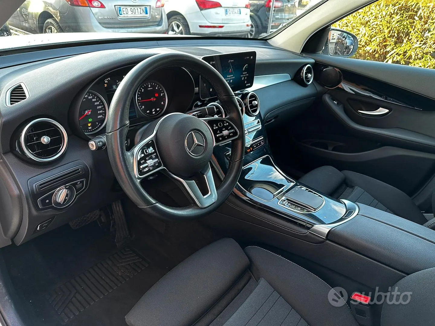 Mercedes-Benz Glc 2019 photo 2