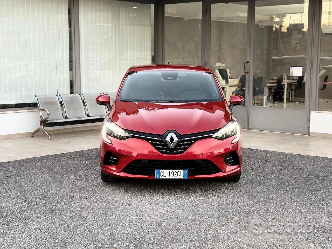 Renault Clio 2022 photo 2