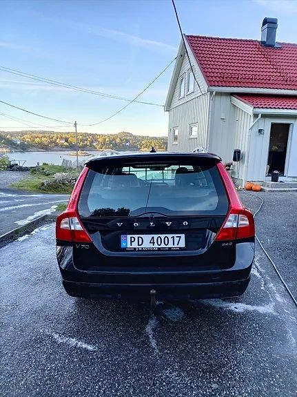 Volvo V70 2010 photo 5