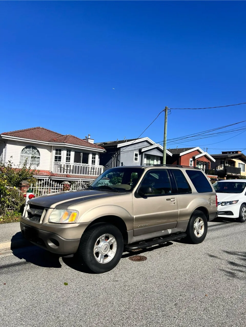 Ford Explorer 2002 photo 2