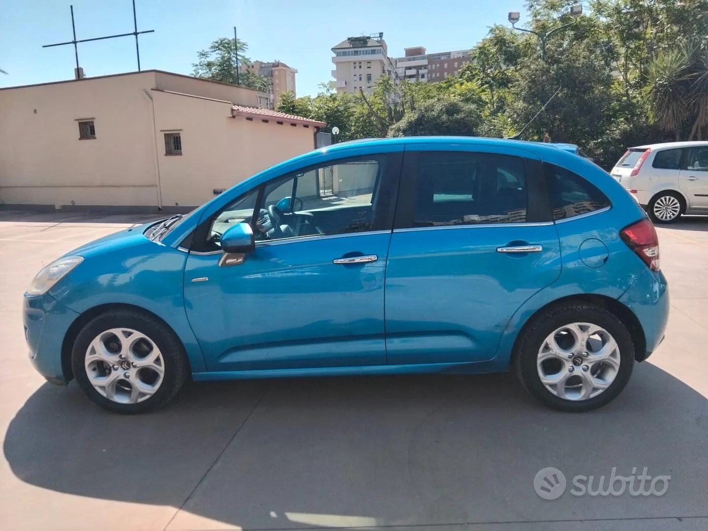 Citroen C3 2011 photo 2