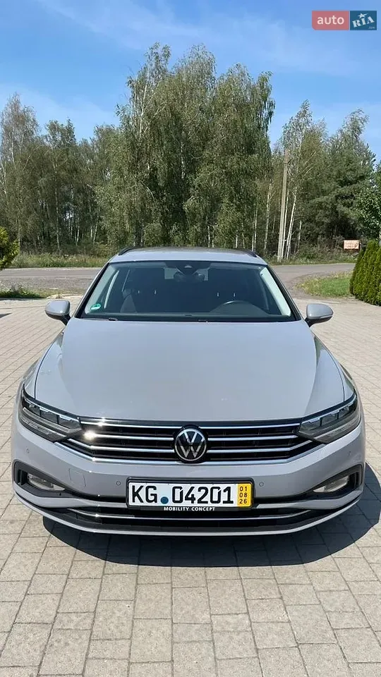 Volkswagen Passat 2021 photo 4