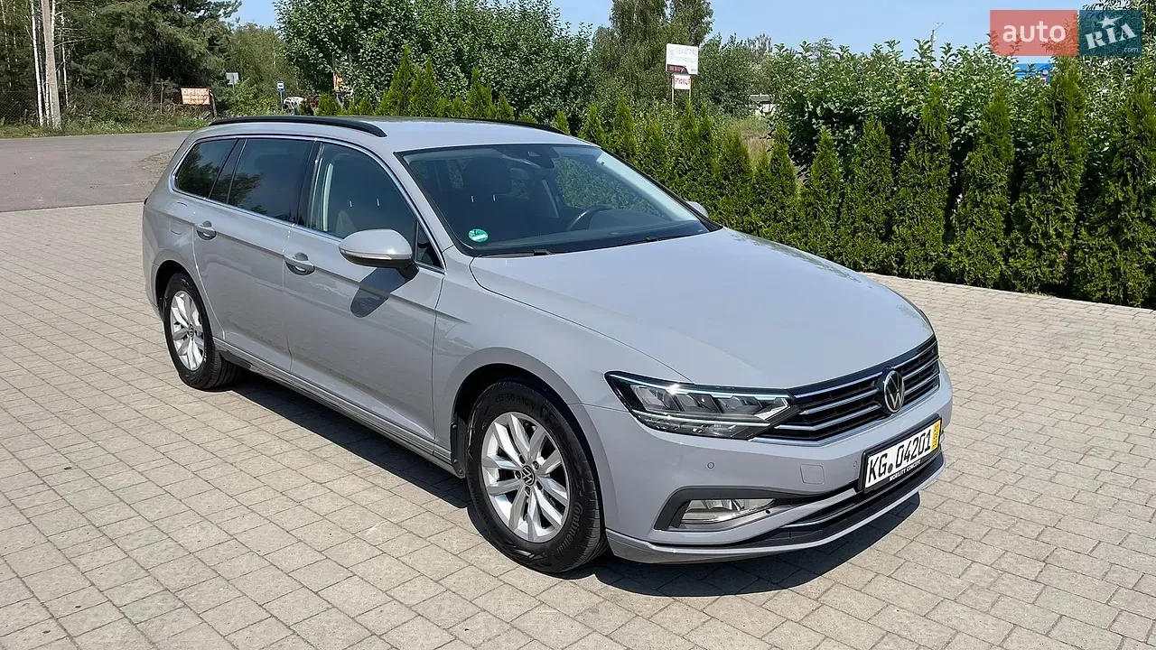 Volkswagen Passat 2021 photo 5