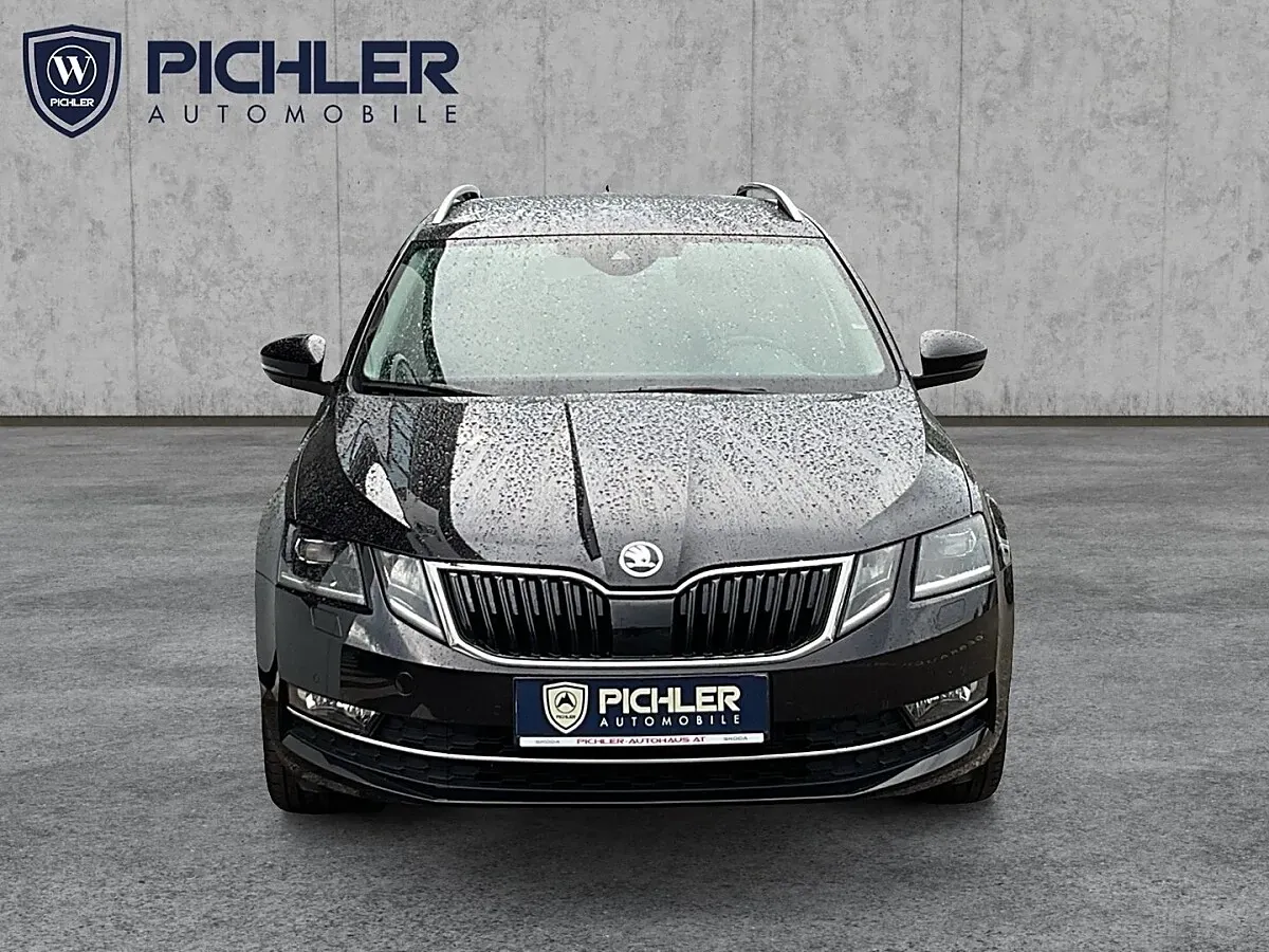 Skoda Octavia 2018 photo 2