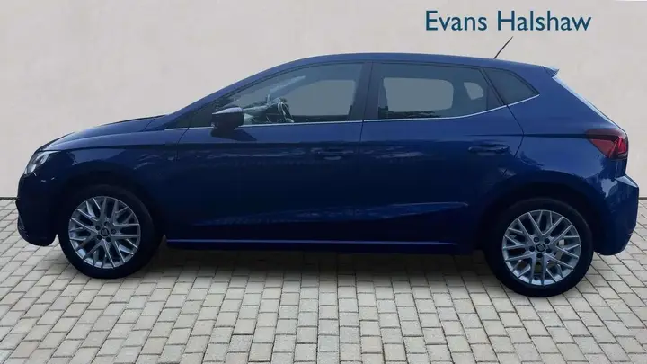 Seat Ibiza 2017 photo 3