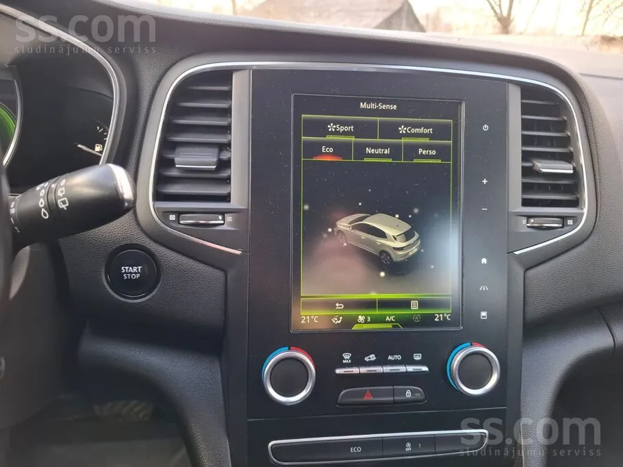 Renault Megane 2018 photo 3