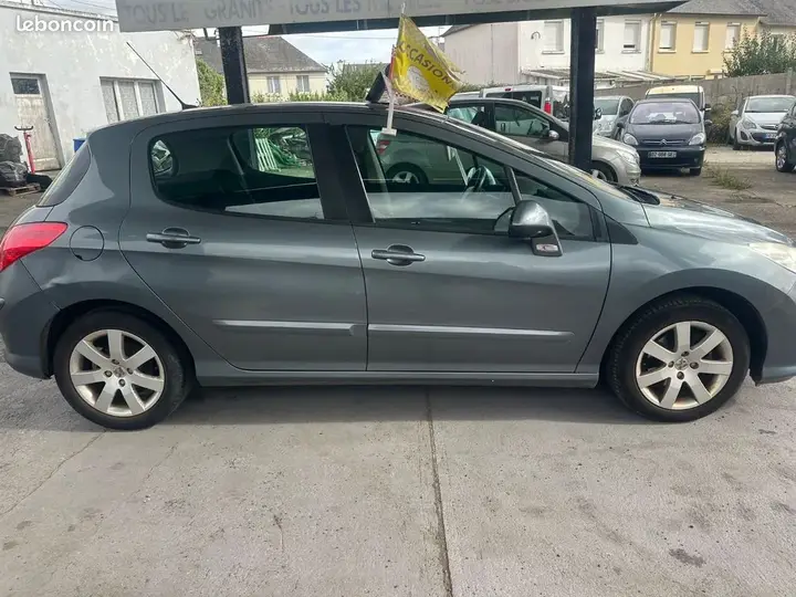 Peugeot 308 2007 photo 3