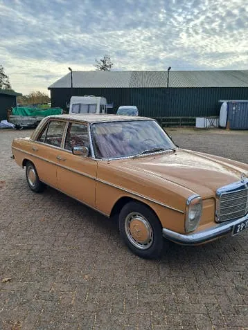 Mercedes-Benz W115