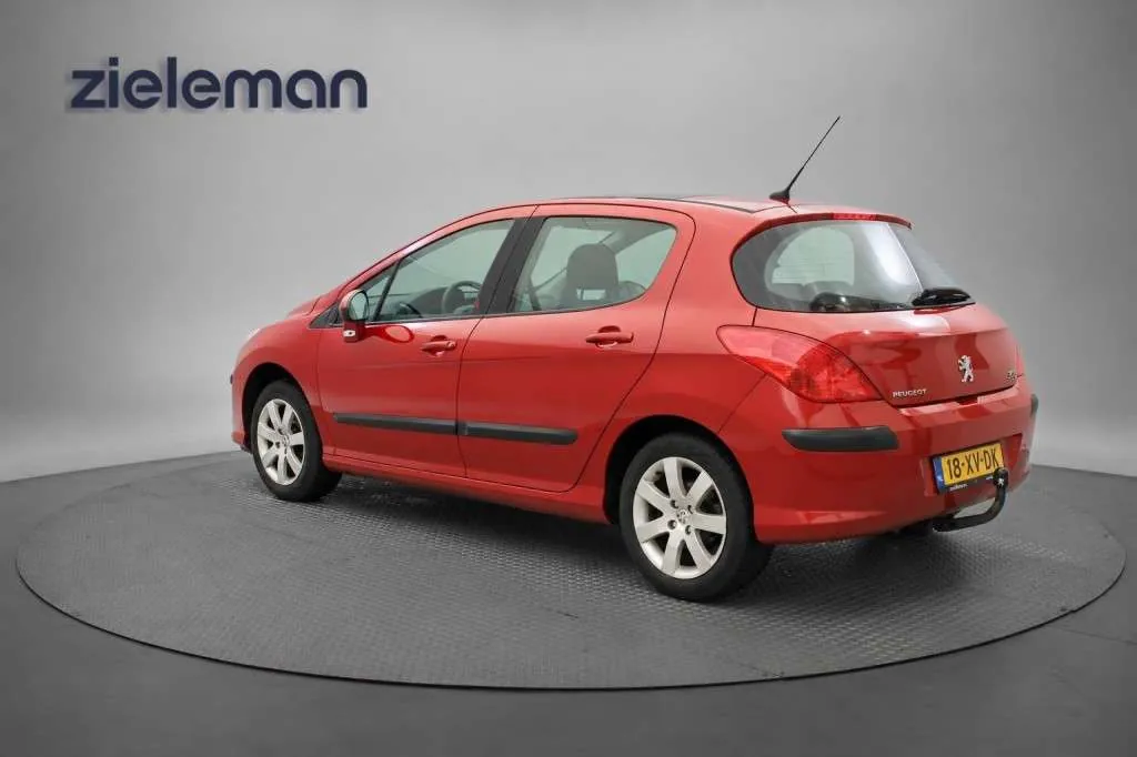 Peugeot 308 2007 photo 3