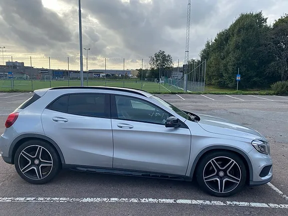Mercedes-Benz Gla220 D 2016 photo 3