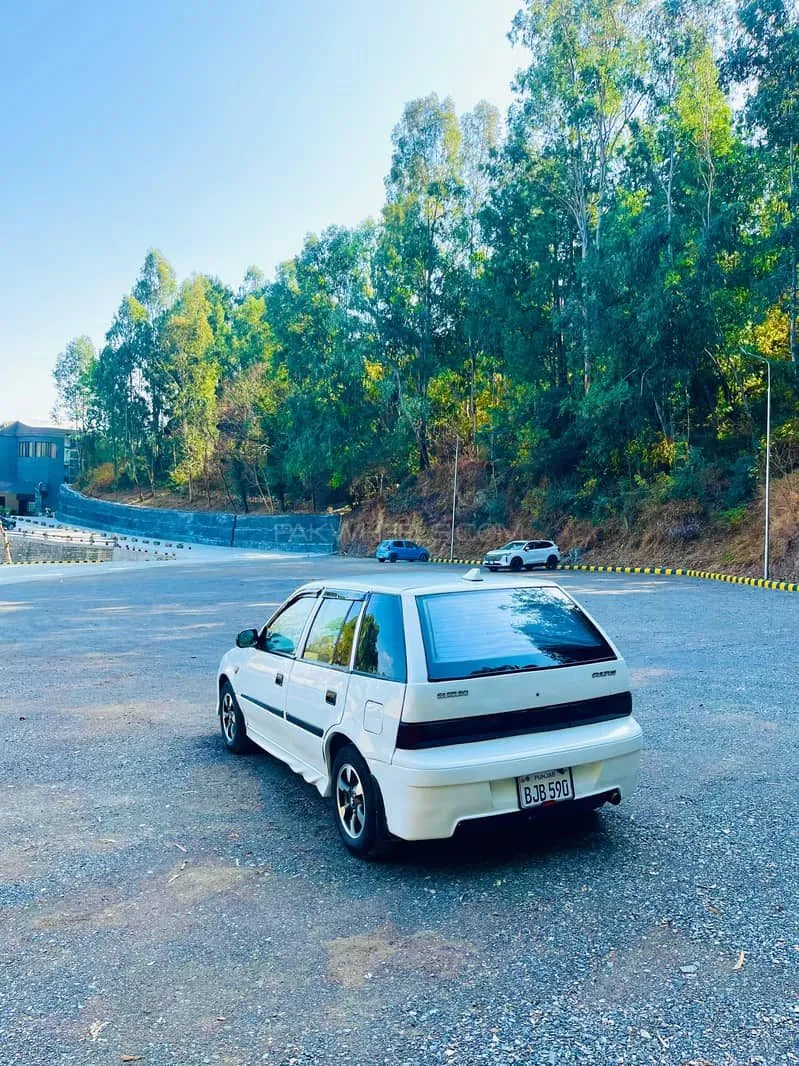Suzuki Cultus