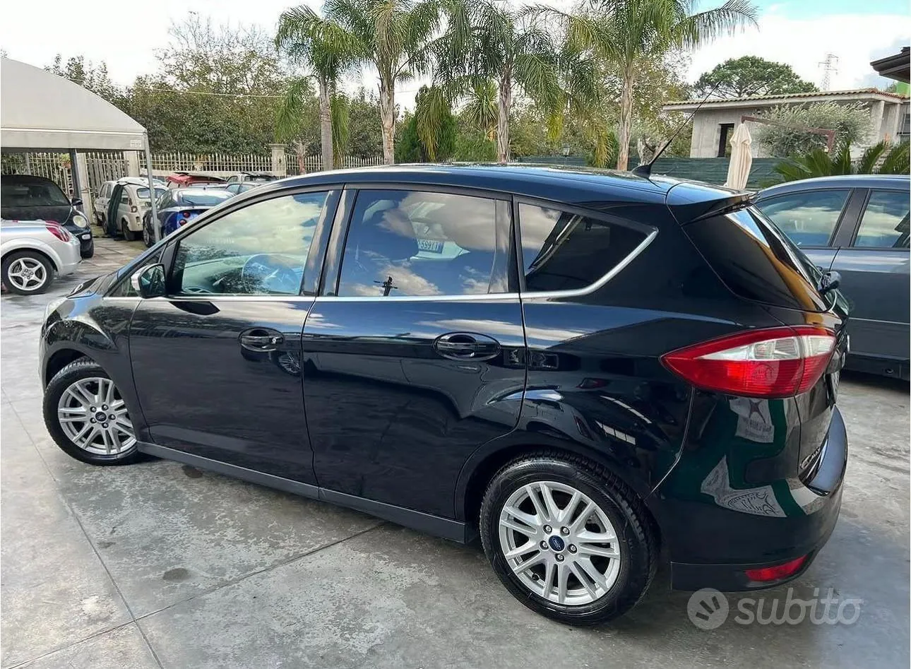Ford C-Max 2013 photo 2