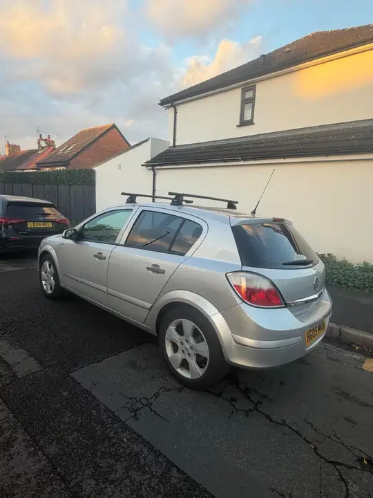 Vauxhall Astra 2005 photo 5