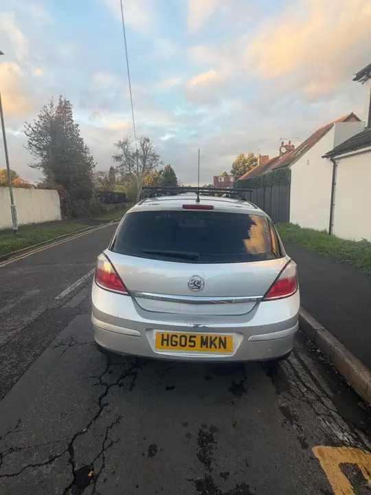 Vauxhall Astra 2005 photo 4