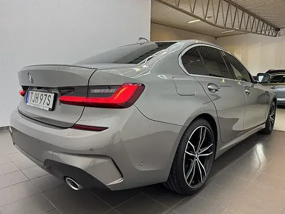 BMW 320 2020 photo 3