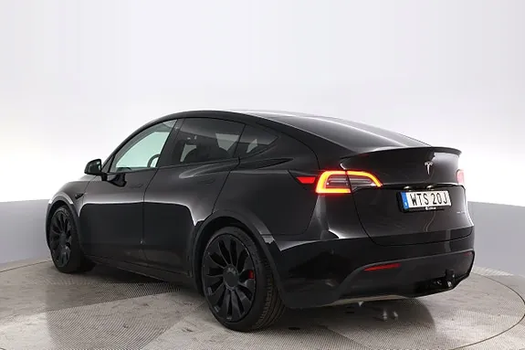 Tesla Model Y 2023 photo 4
