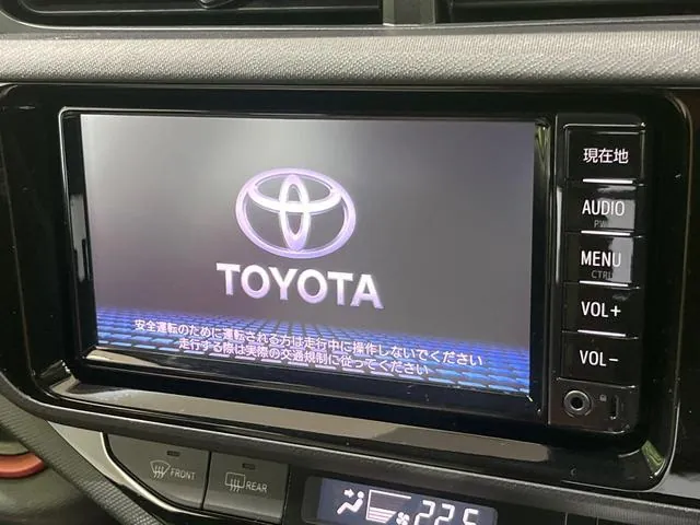 Toyota Aqua S 2016 photo 3