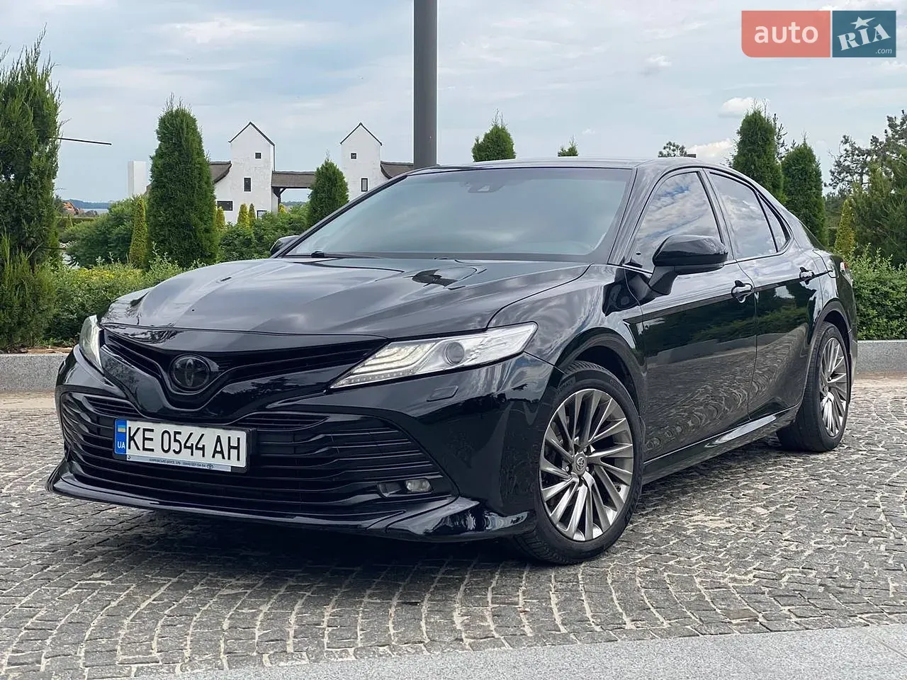Toyota Camry 2018 photo 2