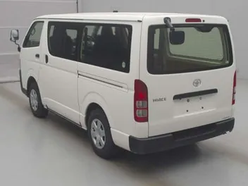 Toyota Hiace 2019 photo 3