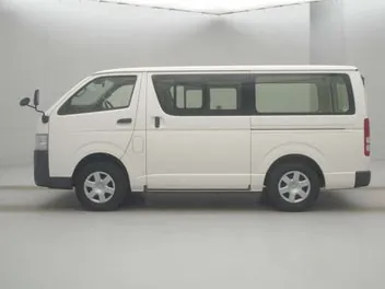 Toyota Hiace 2019 photo 4