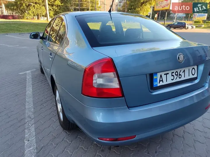 Skoda Octavia 2009 photo 5