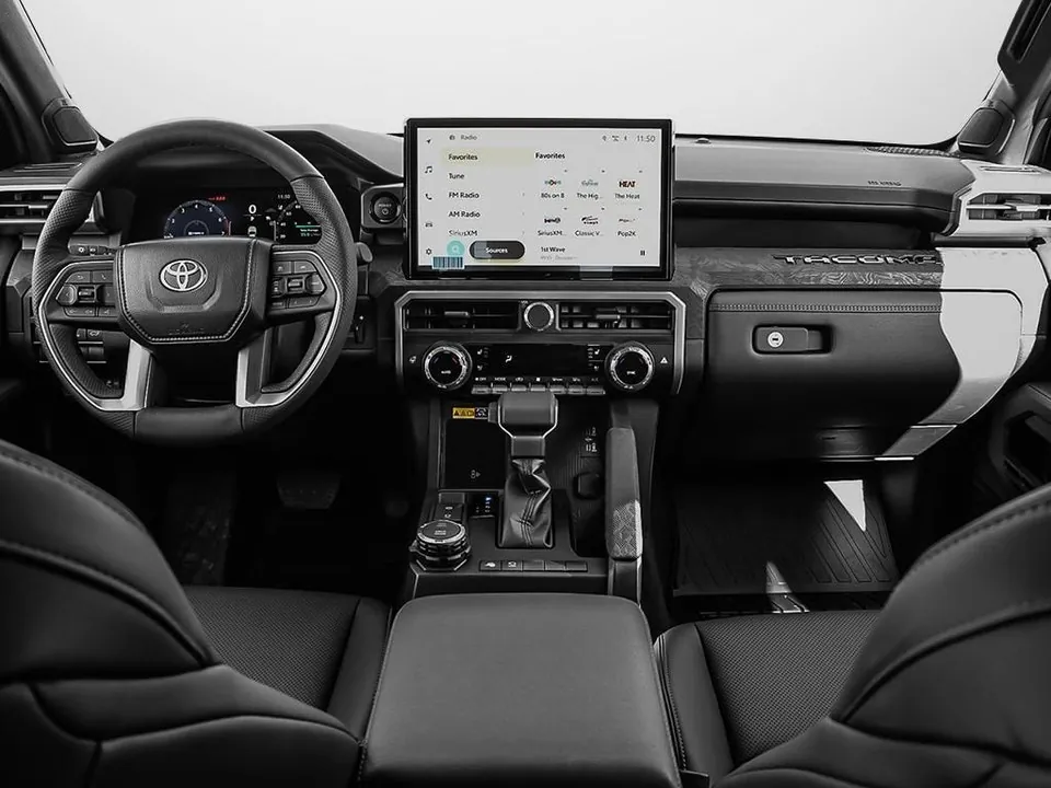 Toyota Tacoma 2025 photo 2