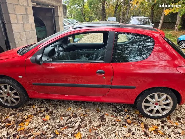 Peugeot 206 2000 photo 2