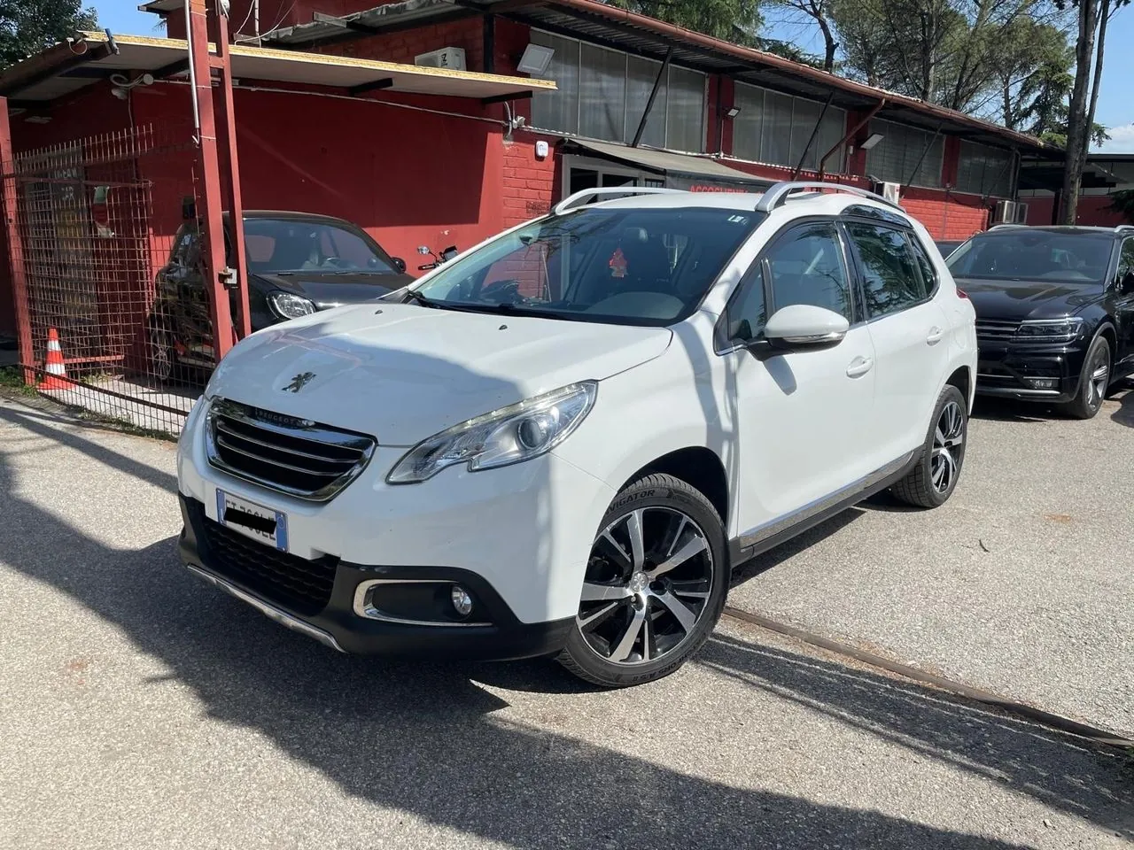 Peugeot 2008 2013 photo 2