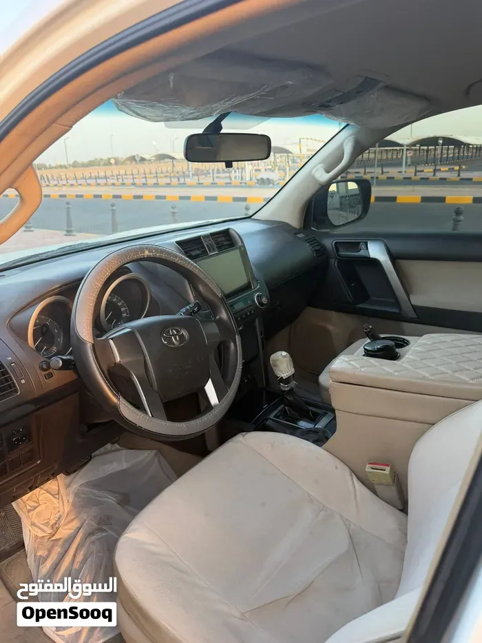 Toyota Prado 2012 photo 2